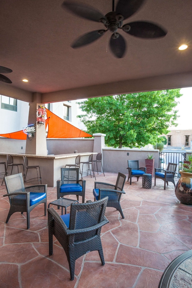 Hilton Garden Inn el Paso University 38/56