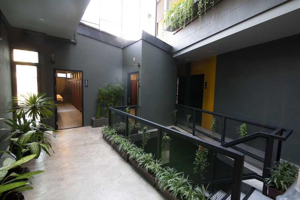 The Arbern Hostel x Bistro 34/50