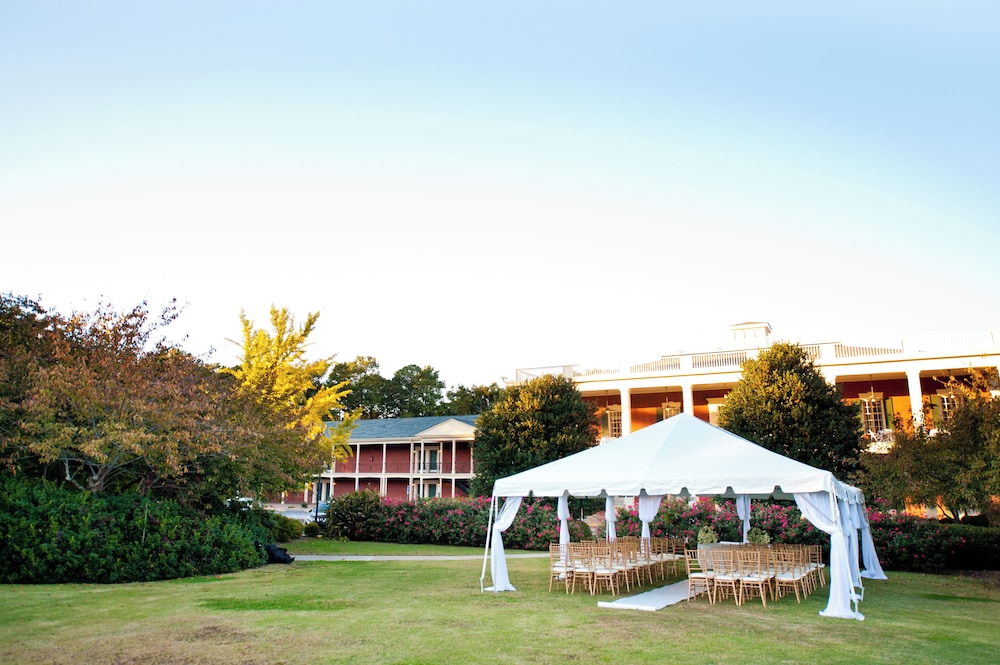 Stone Mountain Inn 40/46