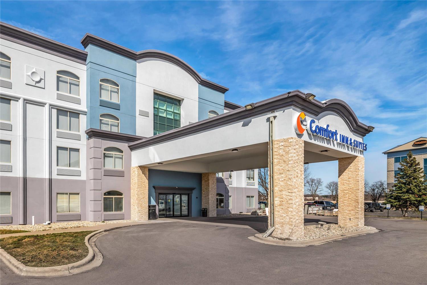 Comfort Inn & Suites Madison East - Monona 12/13