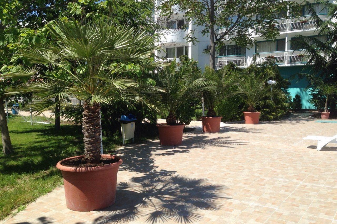 Zefir Hotel 27/28