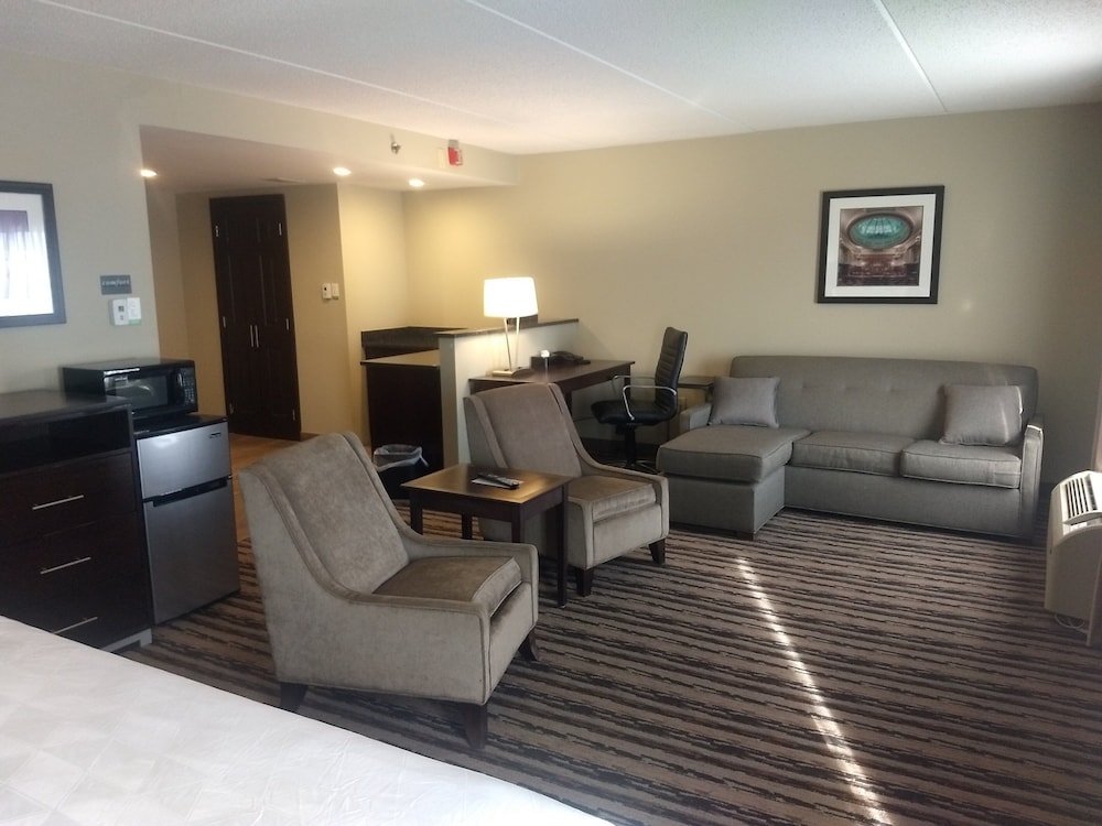 Holiday Inn Harrisburg East 31/61
