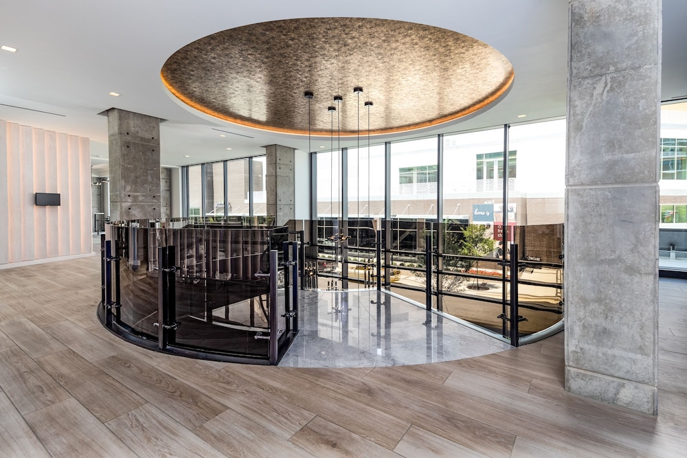 Hyatt Centric Charlotte/Southpark 34/50