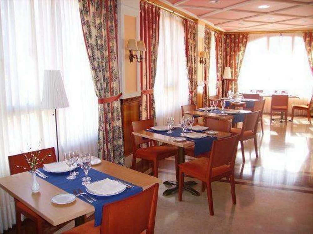 Hotel Urban Sondika By Eurotels 16/28