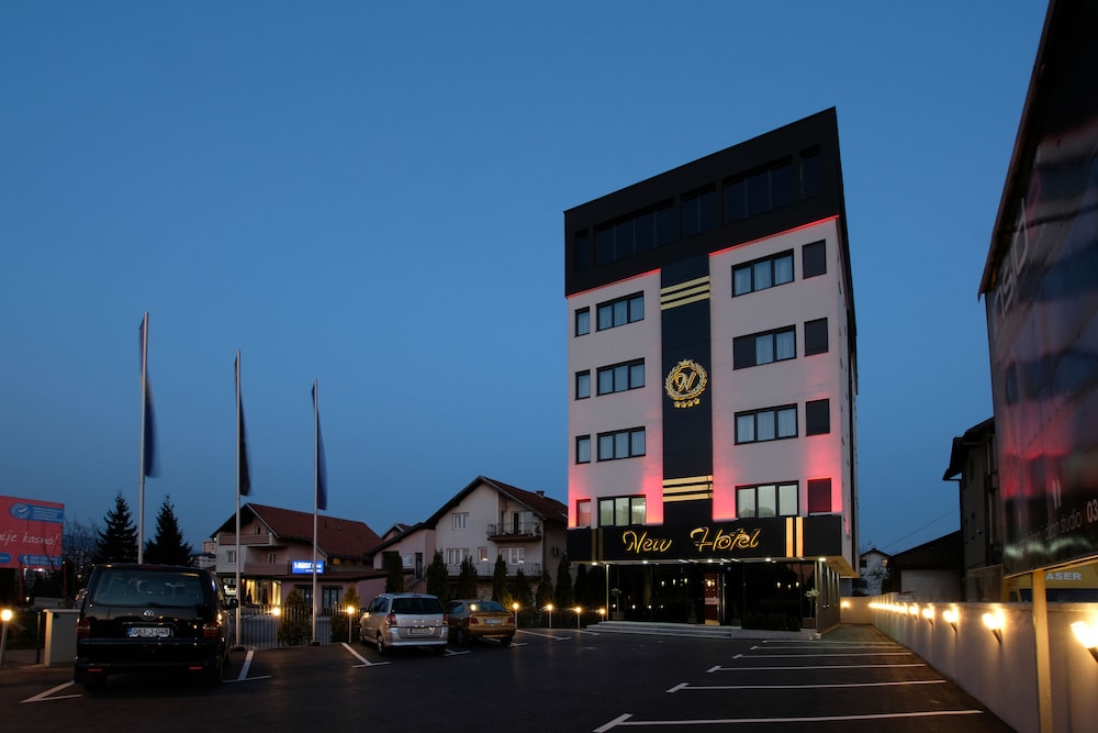 New Hotel 2/40
