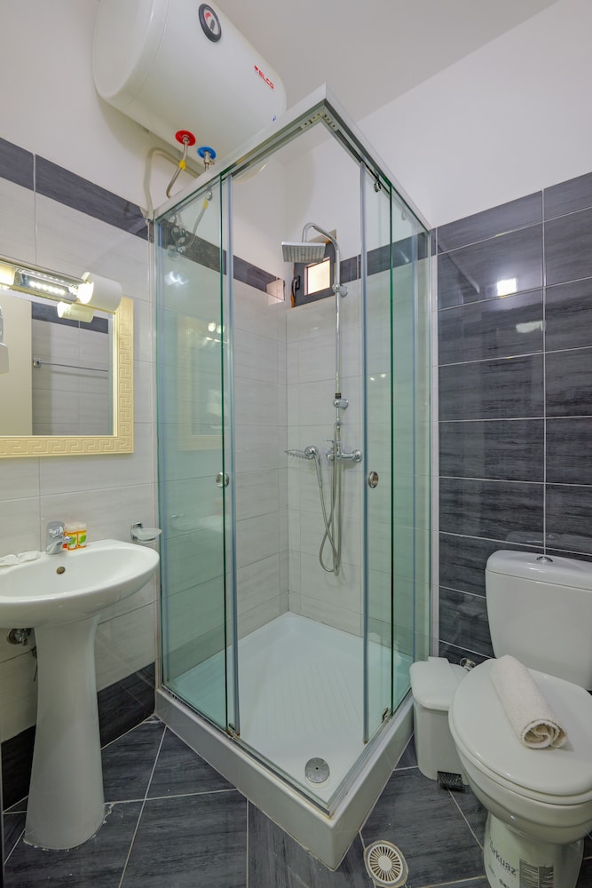 Hotel Iliria Sarande 67/67