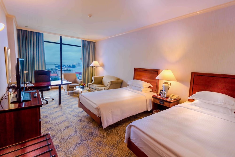Hilton Hotel Colombo 15/80