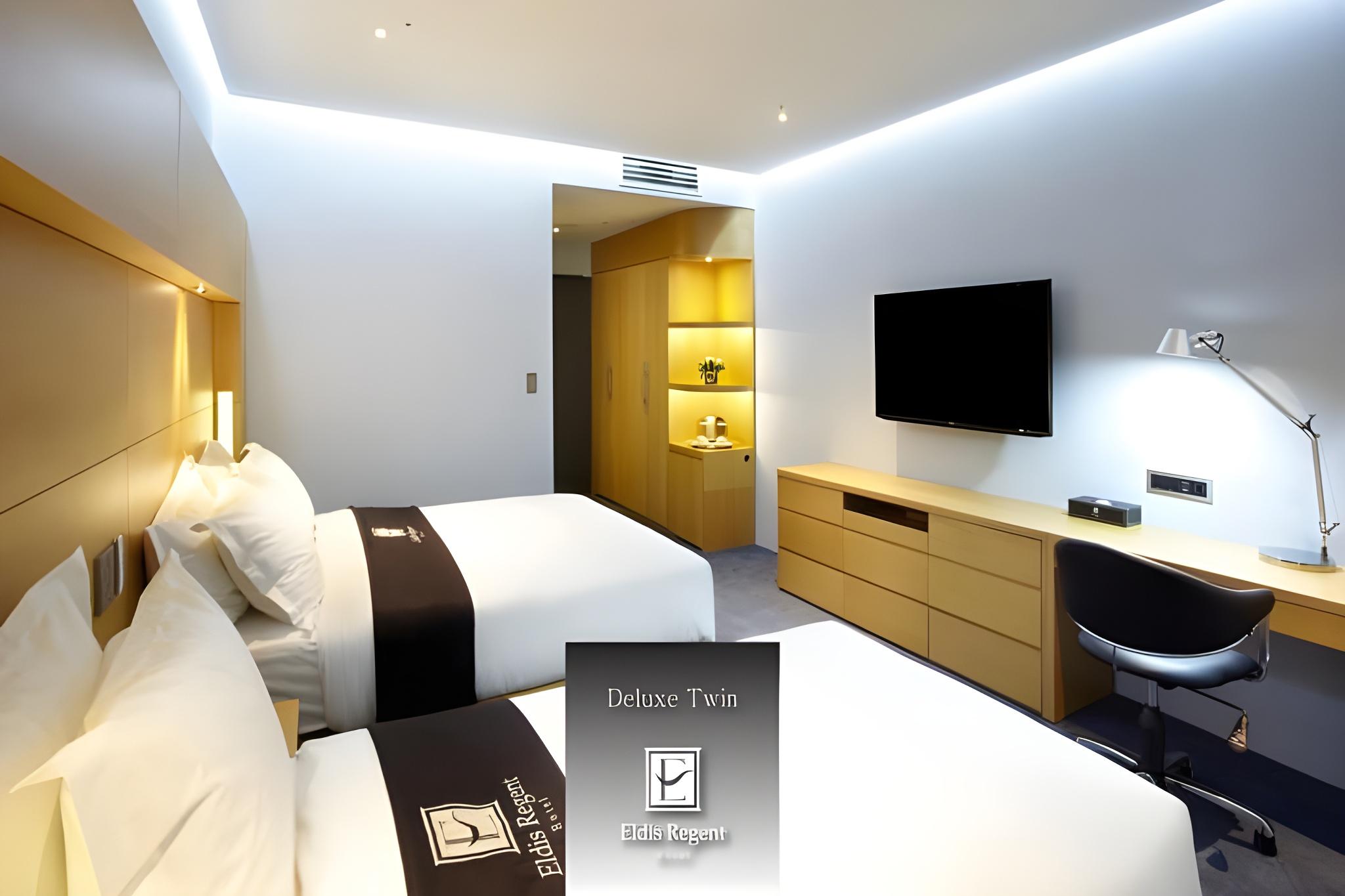 غرفة ديلوكس بسرير مزدوج وسرير فردي، Eldis Regent Hotel 3/3