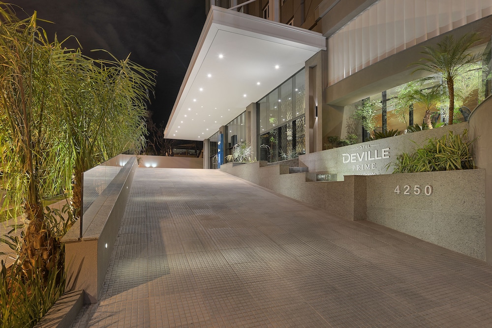 Deville Prime Campo Grande 47/50