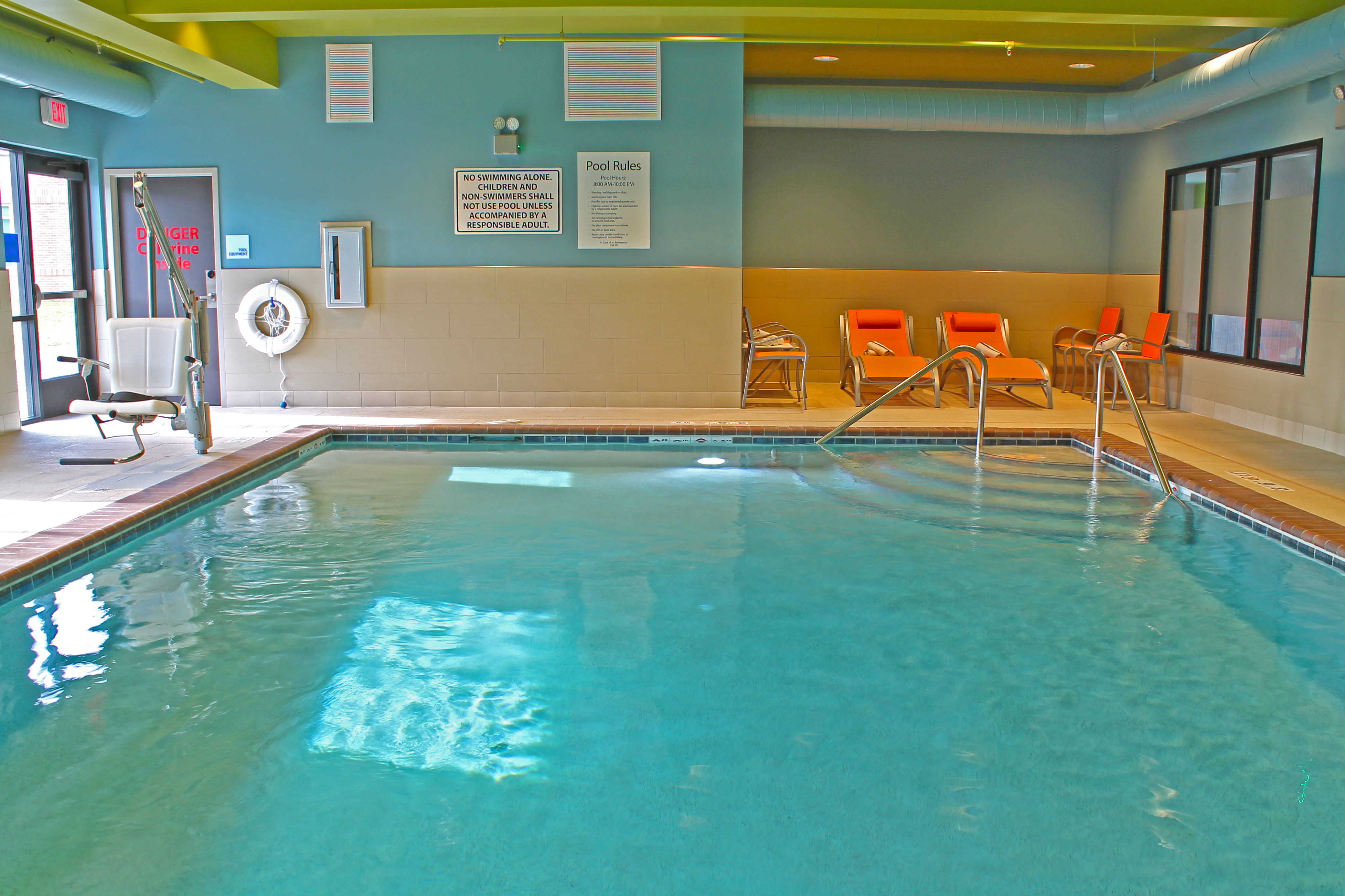 Holiday Inn Express Suites St Louis South I 55 27/52