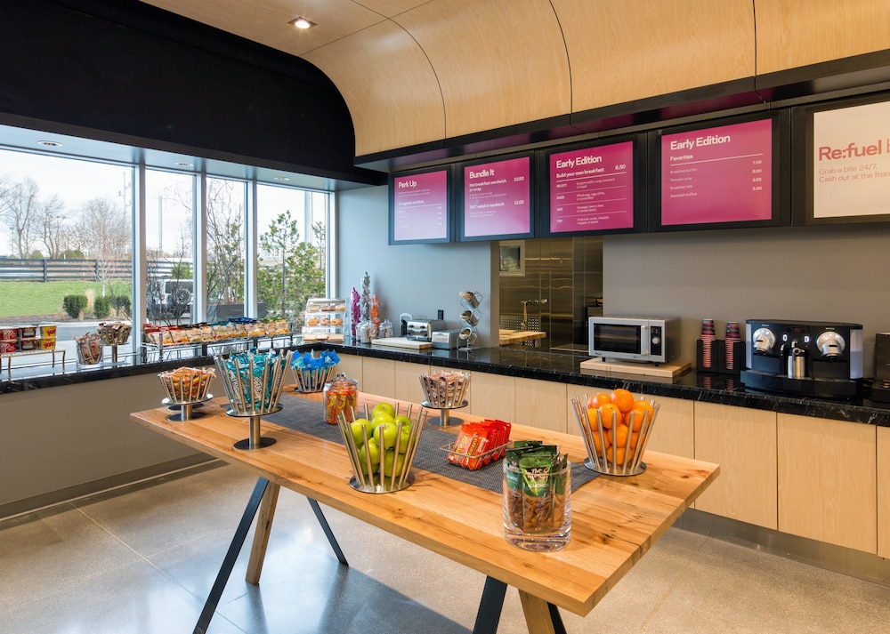 ALOFT LOUISVILLE EAST 23/33
