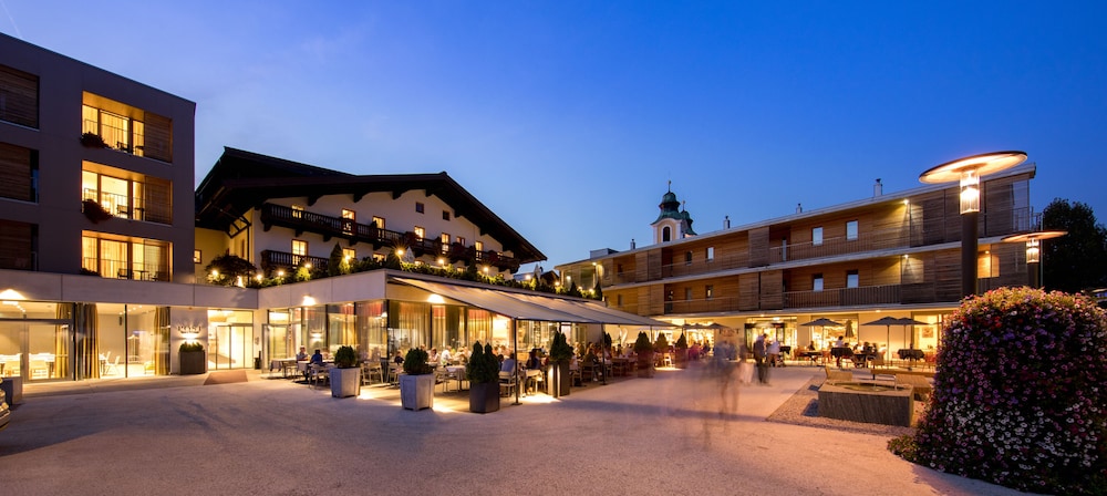 HOTEL POST 27/36