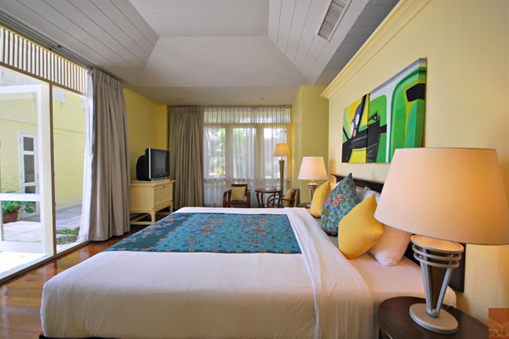 Baan Bayan Beach Hotel 23/73