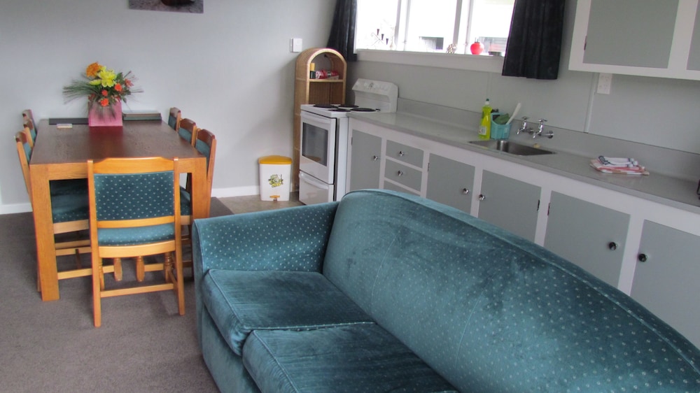 Birchwood Cottages 45/66