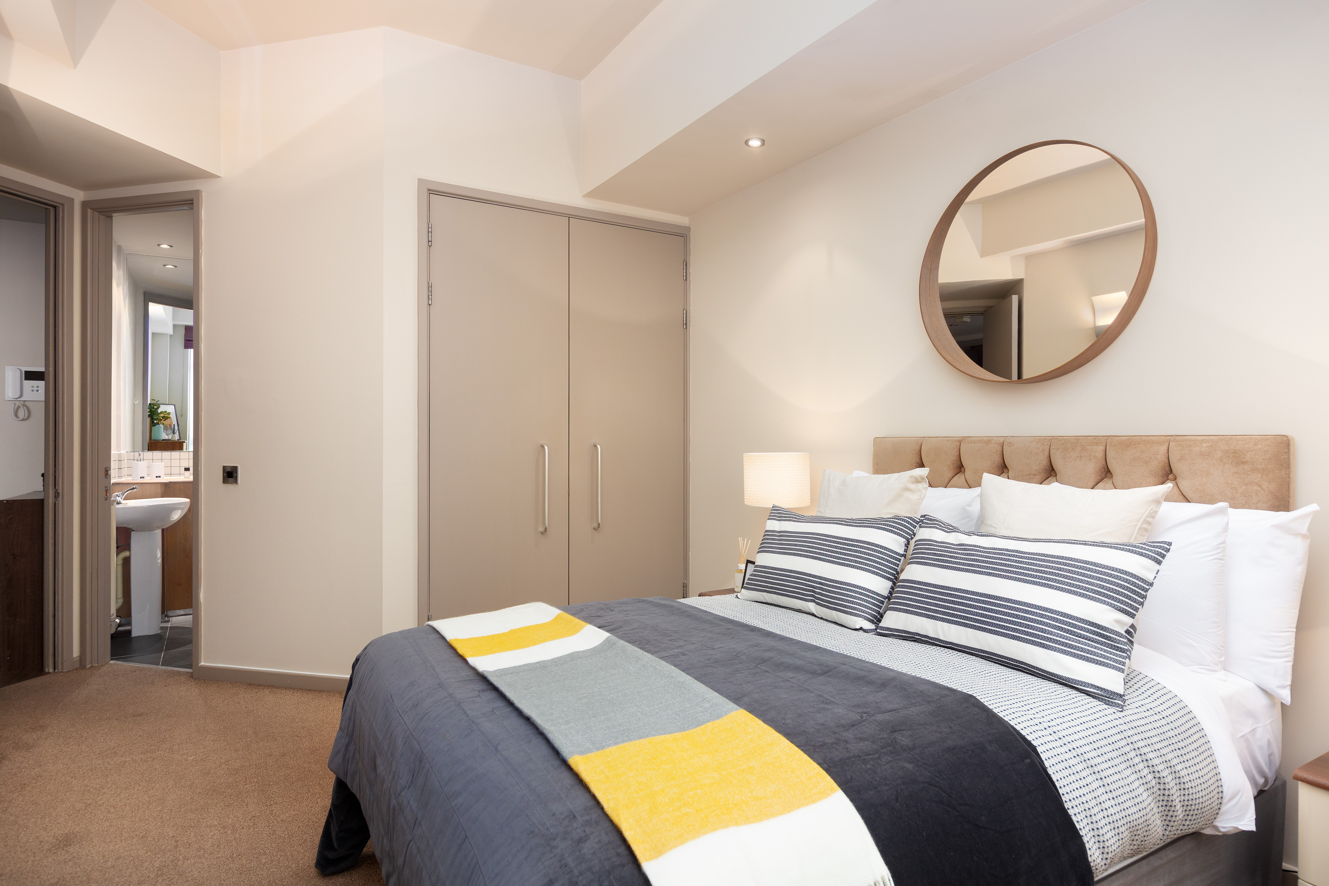 Luxurious Lawrence House Serviced Apartment 14/50