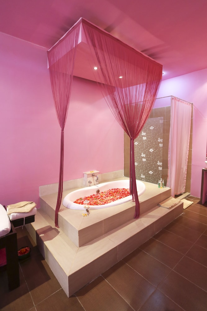 The Bidadari Luxury Villas Spa 41/75