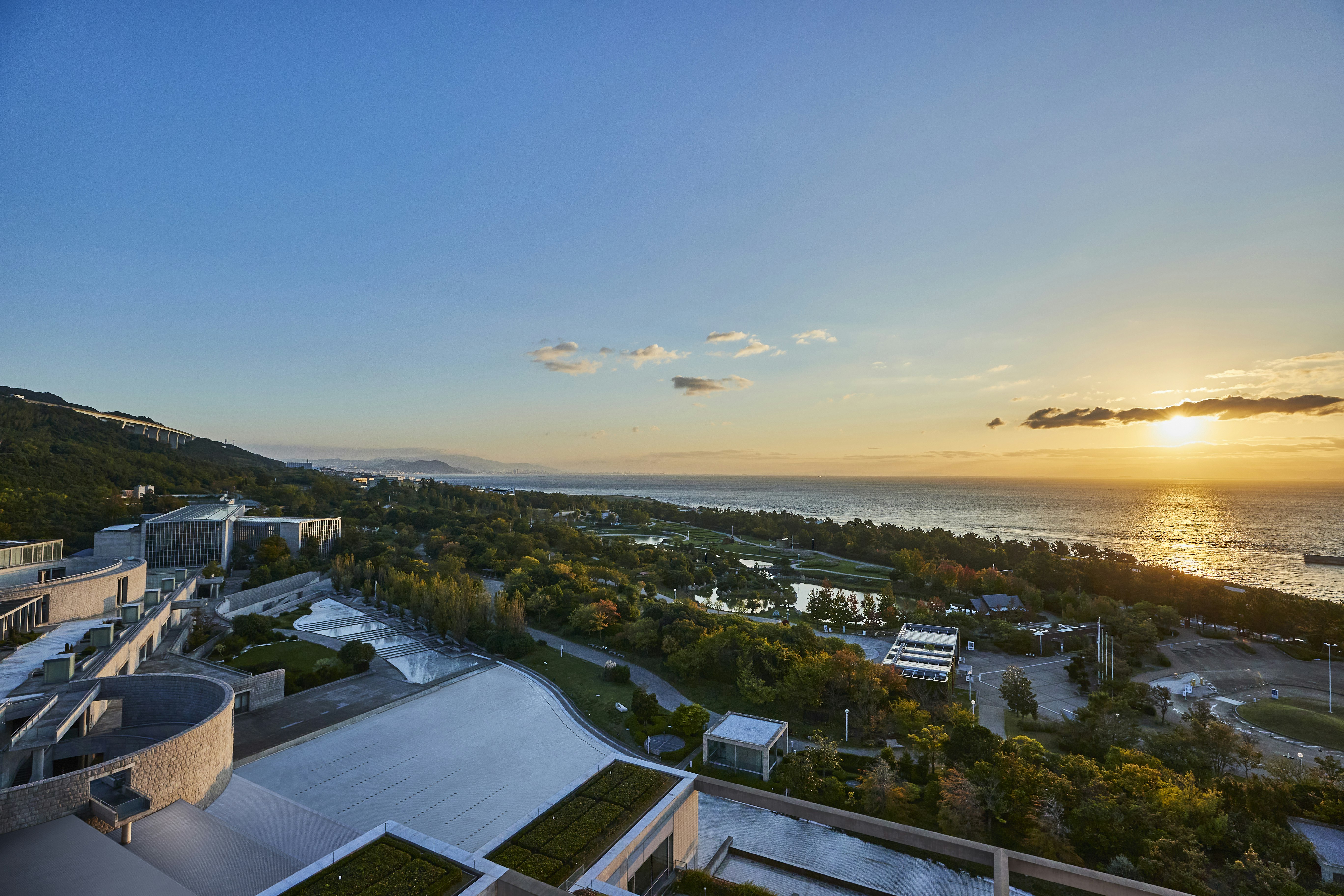 Grand Nikko Awaji (ex The Westin Awaji Island Resort & Conference Center) 44/50