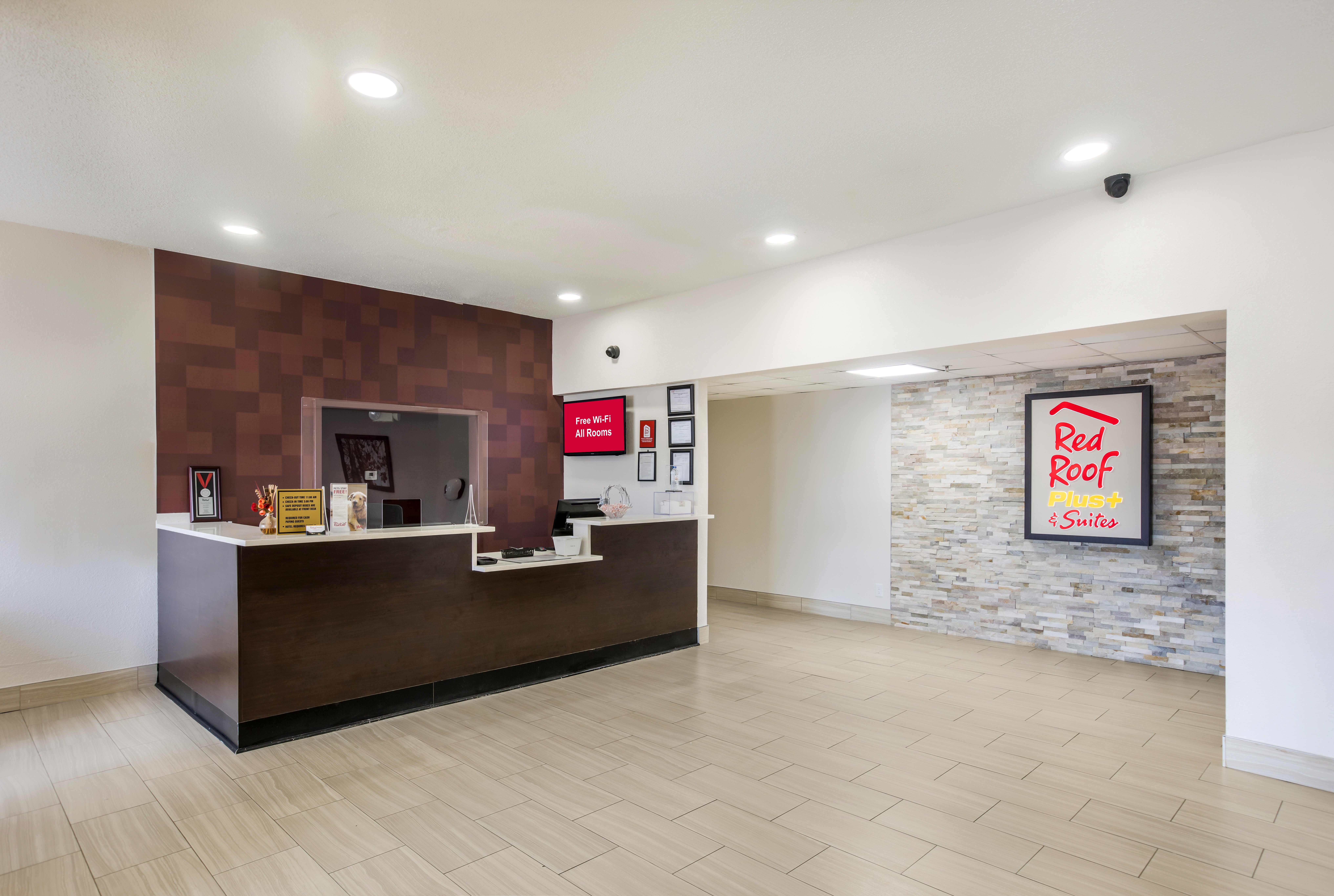 Red Roof PLUS & Suites Savannah - I-95 7/33