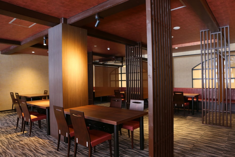 Hotel Japan Shiga 50/65