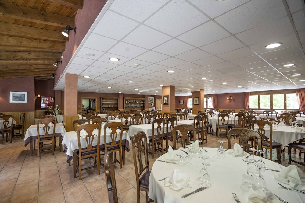 Hotel Pena 41/50