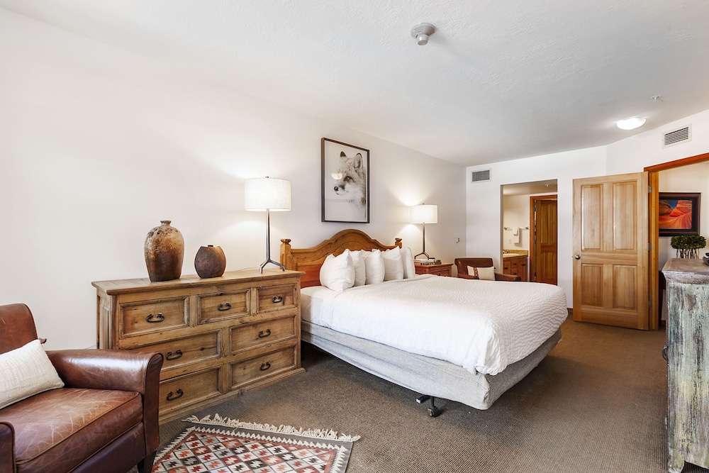 The Caledonian By All Seasons Resort Lodging 15/80