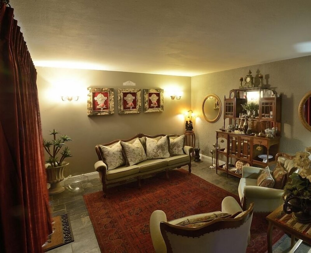 Duke And Duchess Boutique Hotel 14/27
