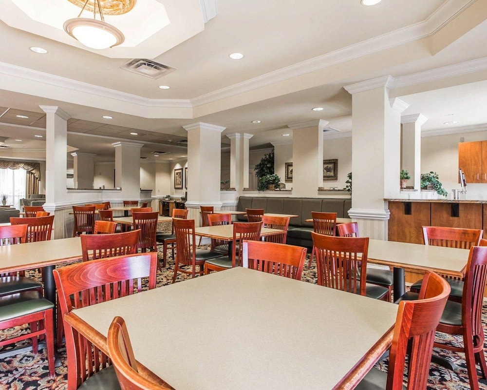 Comfort Suites Valdosta Mall Area 33/45