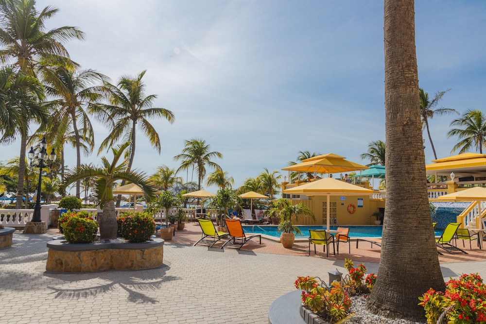 Amsterdam Manor Beach Resort 64/72