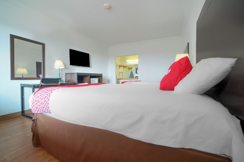 OYO Hotel Kingsville - Hwy 77 24/51