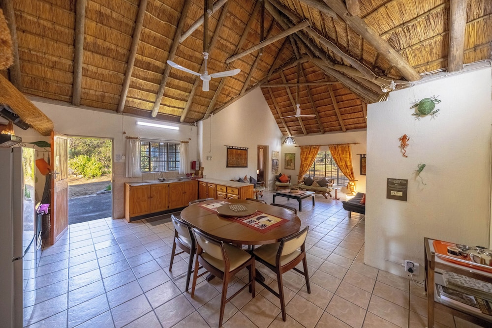 Kruger Cottage 17/36