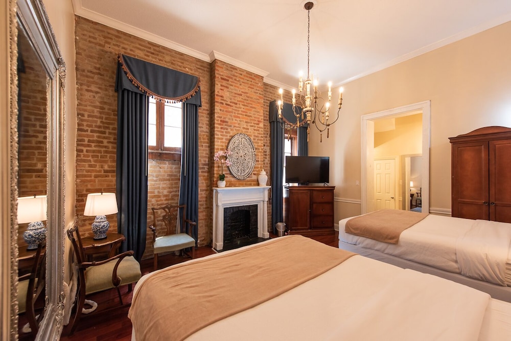 Hotel St Pierre French Quarter 36/78