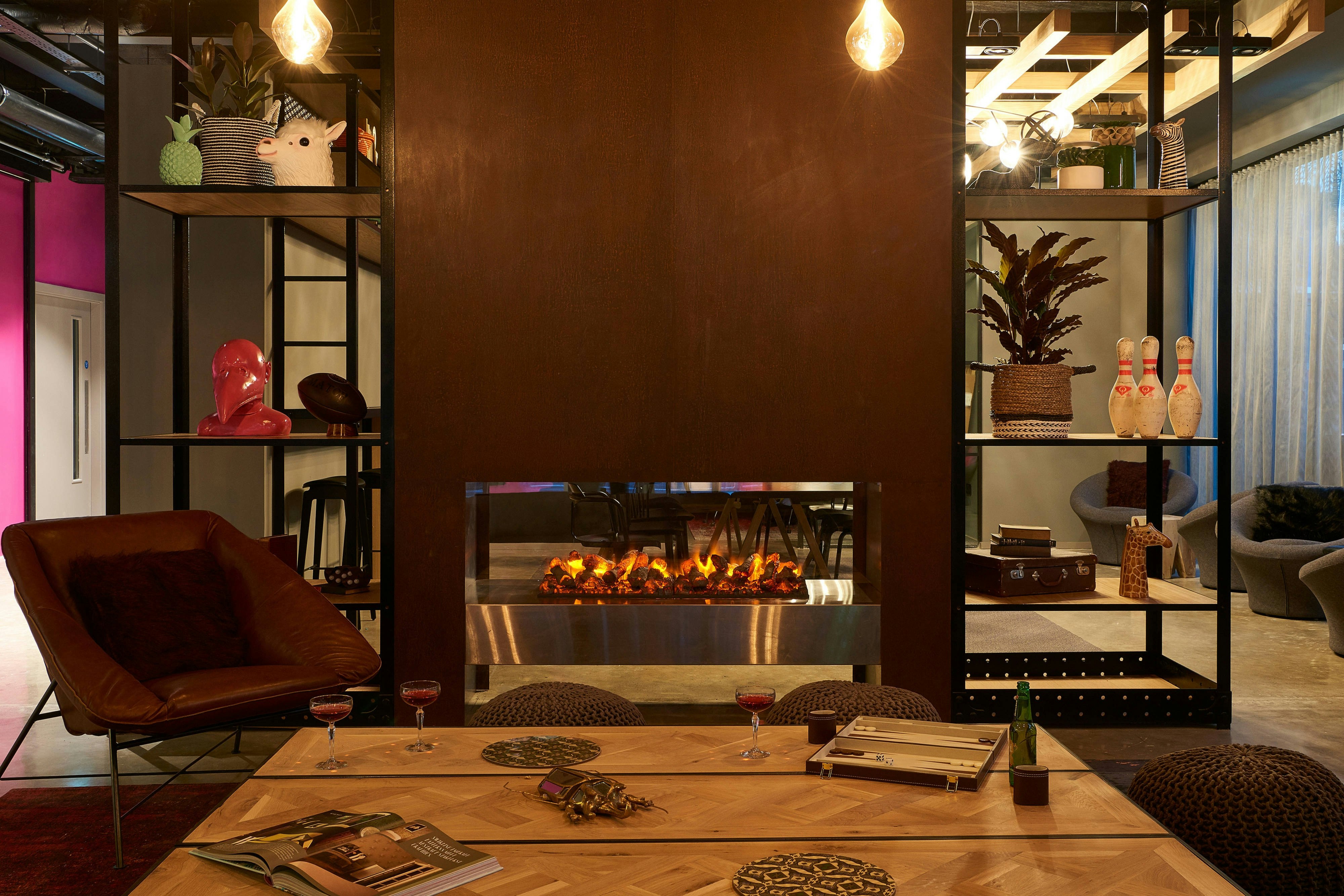 Moxy Dublin City 32/42