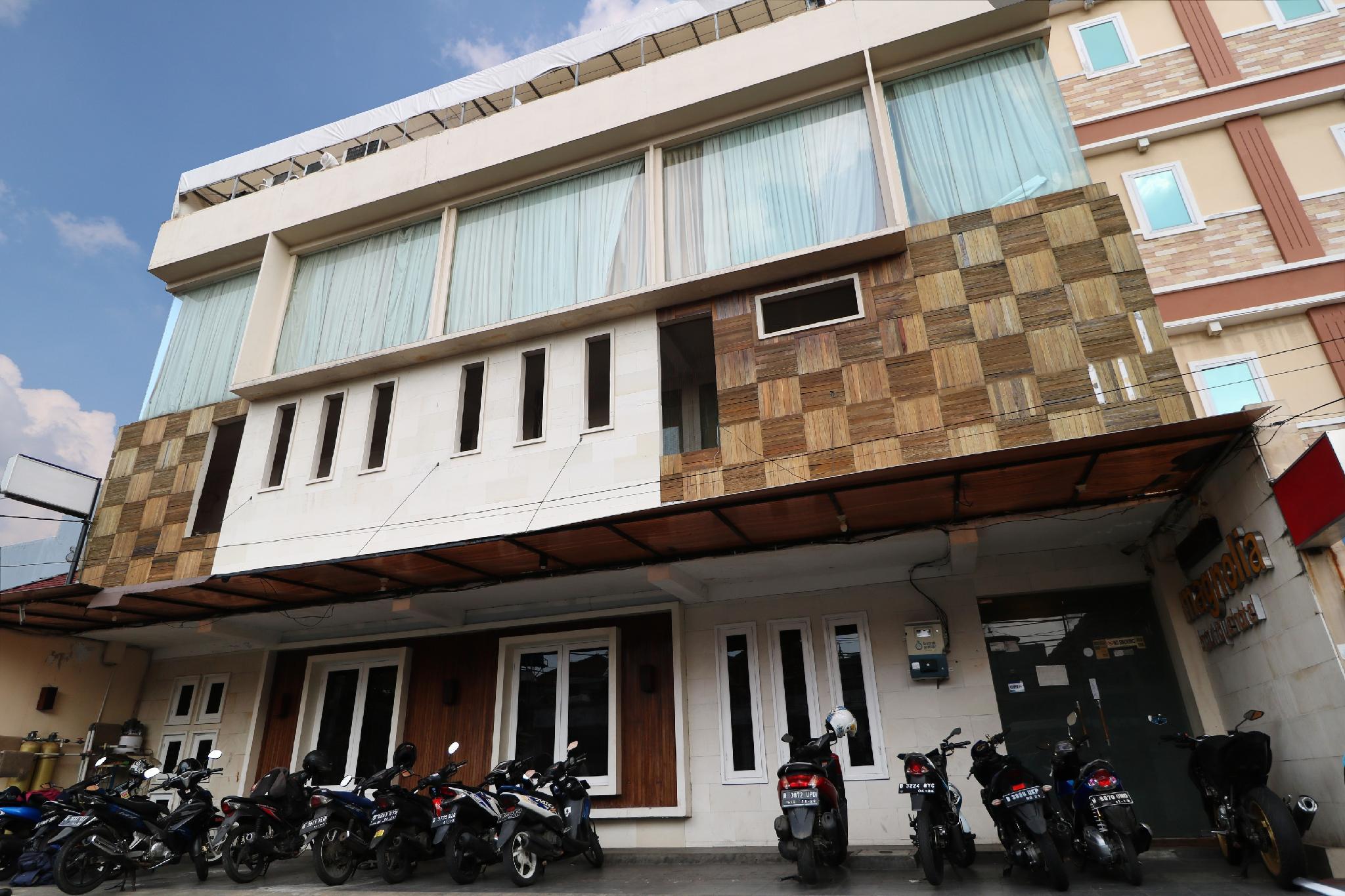 Magnolia Hotel Jakarta 3/24