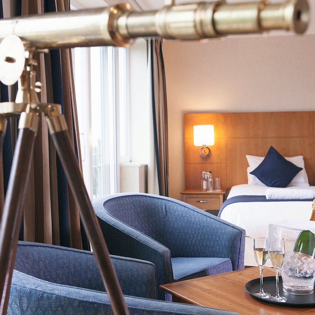 Harbour Heights Hotel 36/50