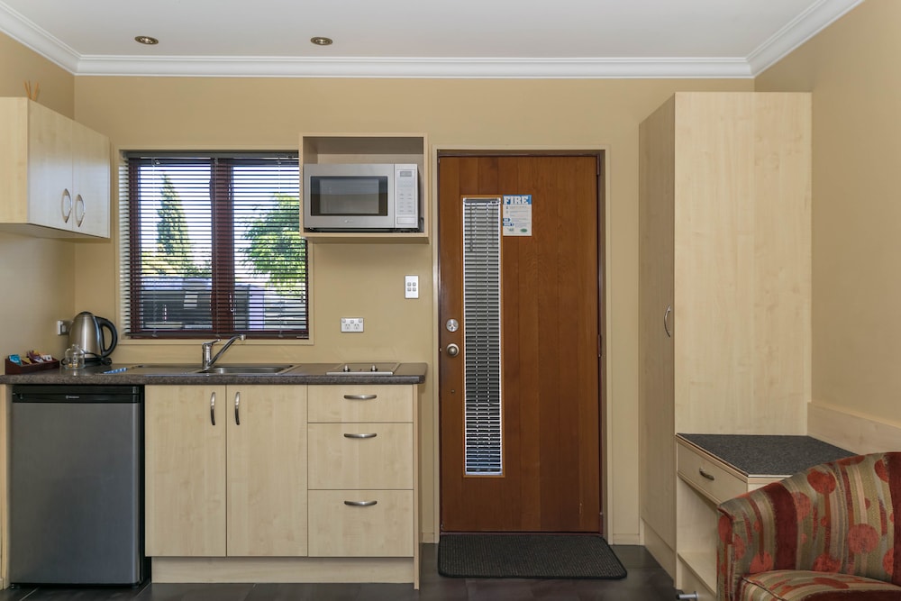 Blenheim Spa Motor Lodge 33/47