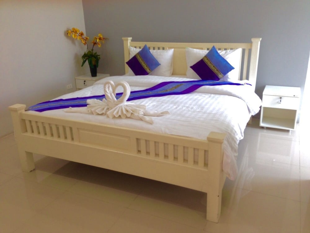 Ananya Residence Service Apartment 19/65