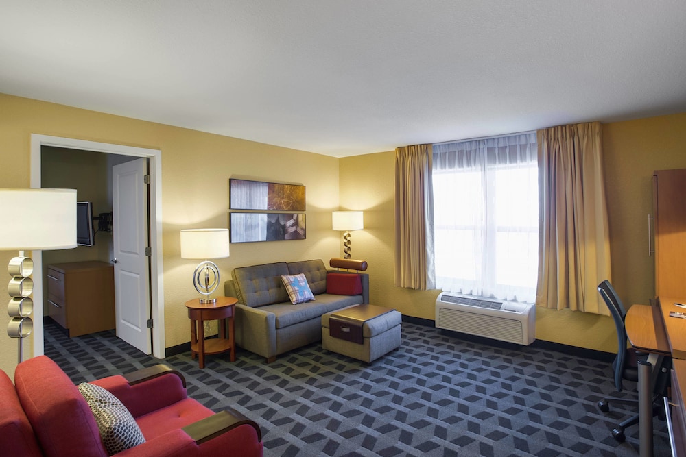 TownePlace Suites Kansas City Overland Park 23/37