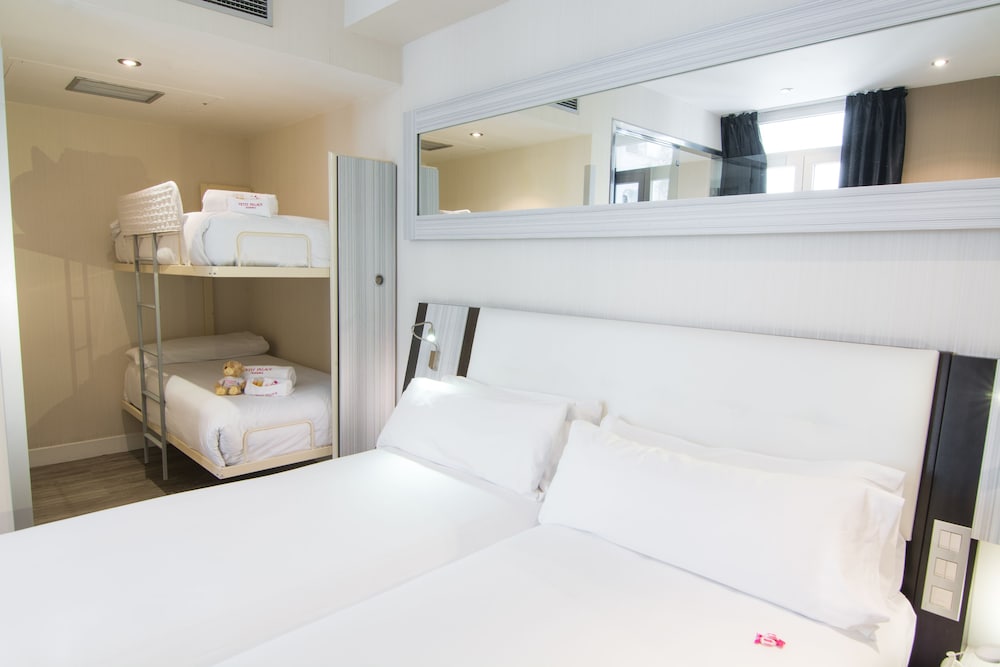 Petit Palace Arenal 50/50