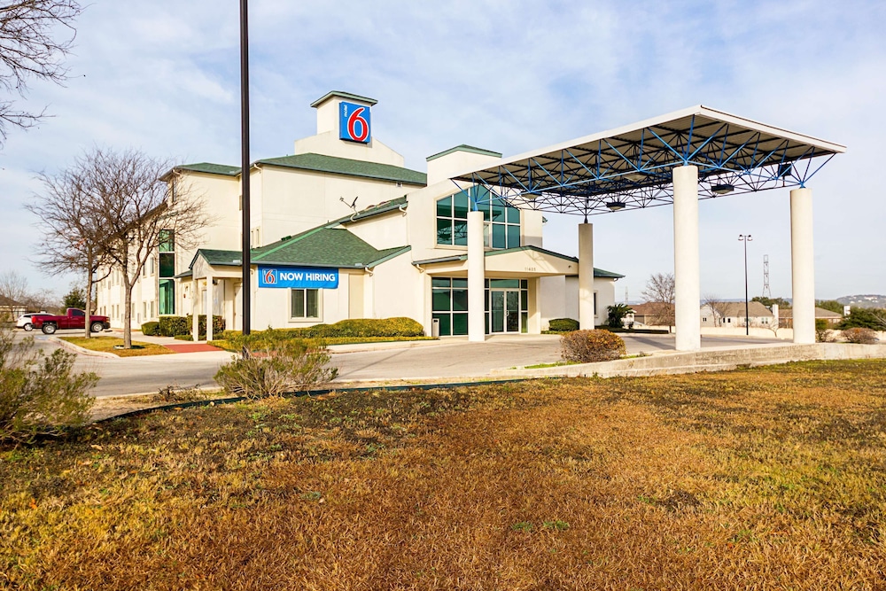 Motel6 San Antonio, TX - Sea World North in SAN ANTONIO - TX