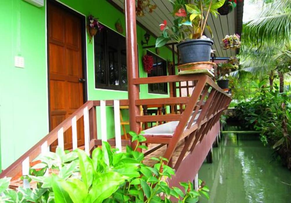 Warakorn Baansuan - Amphawa 6/50