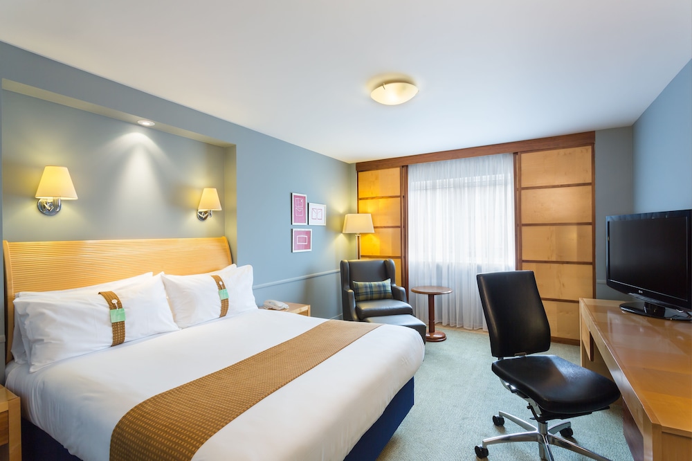 HOLIDAY INN CAMBRIDGE 24/75