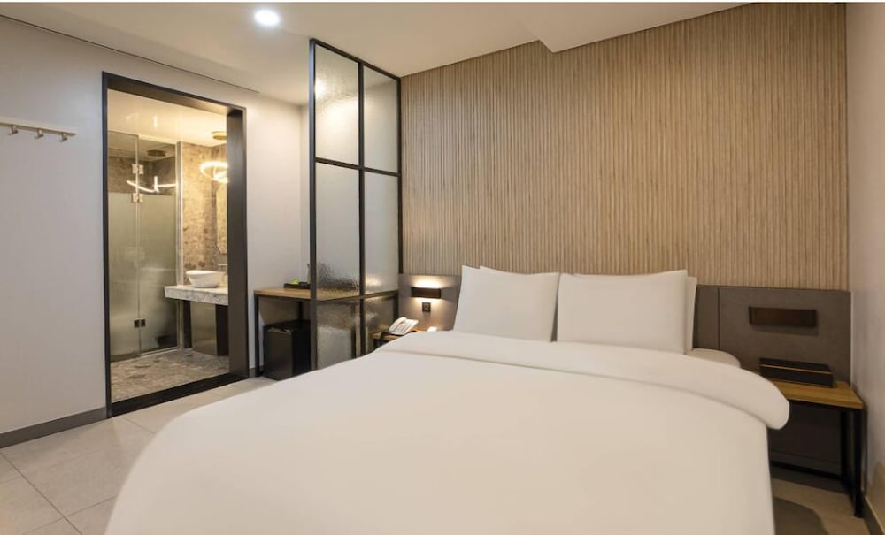 Hotel 99 Prestige 21/68