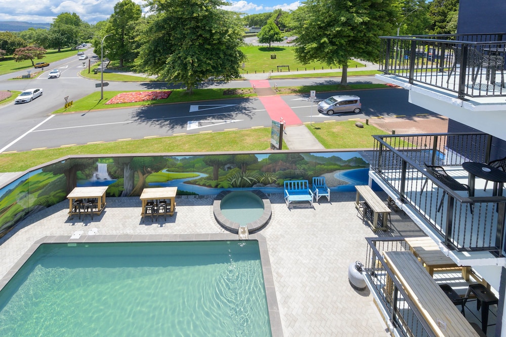 Urban Lounge Sleepery Rotorua, SureStay Collection by BW 59/63