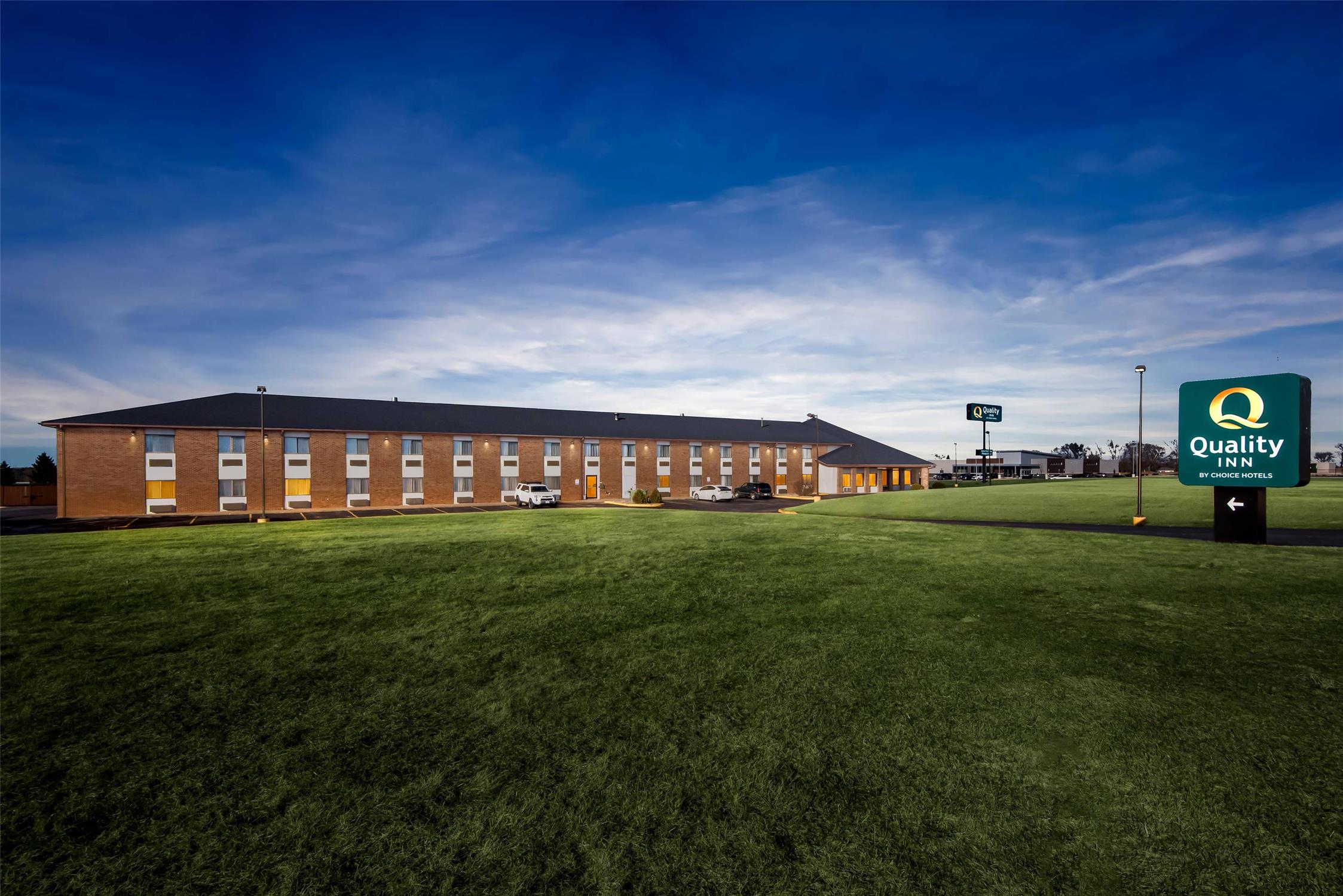 Quality Inn Waverly IA 3/51