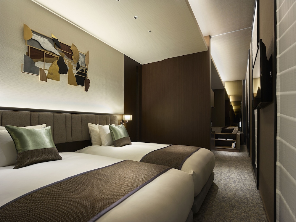 The Celestine Ginza 11/68