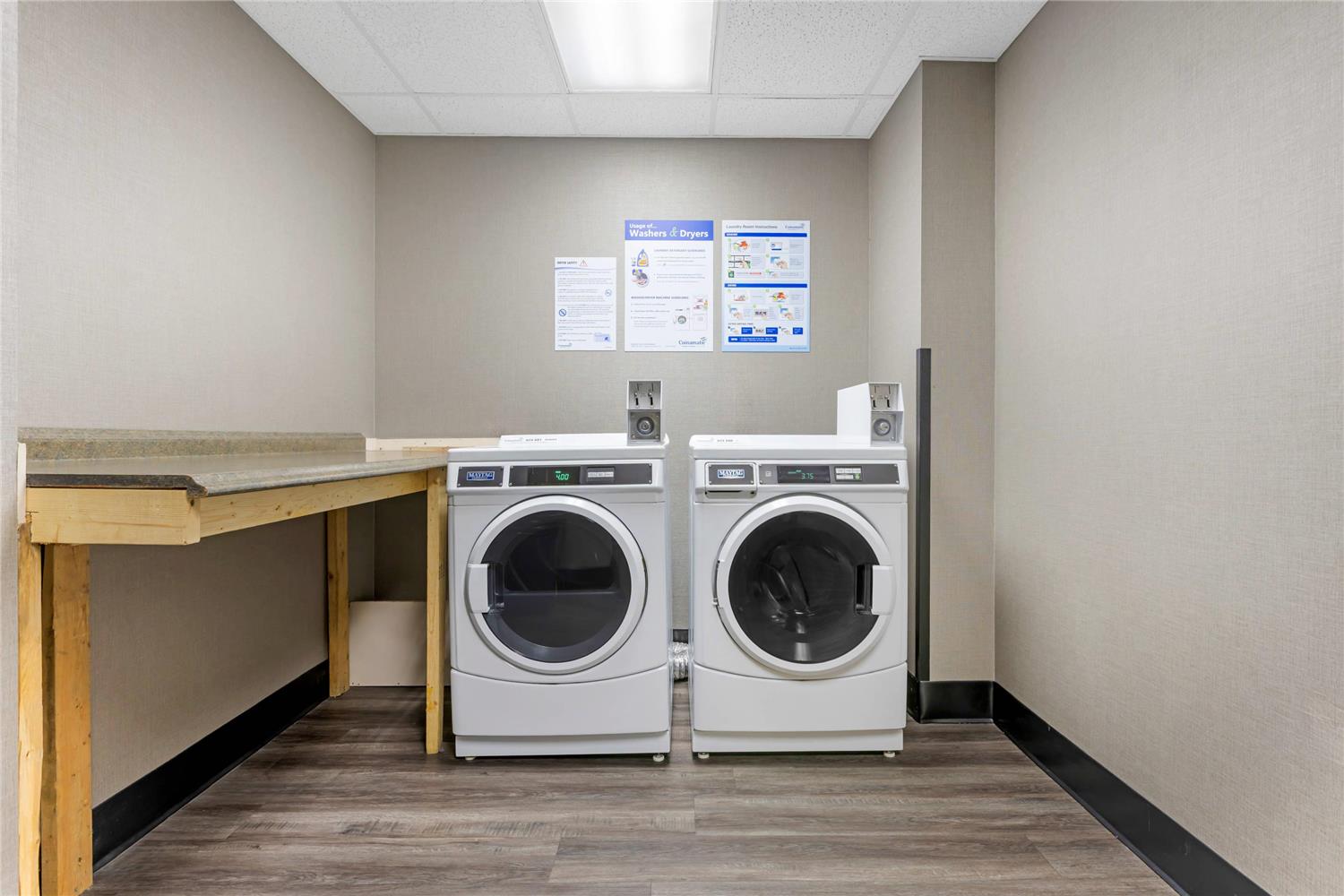 Quality Inn & Suites Oakville 19/26