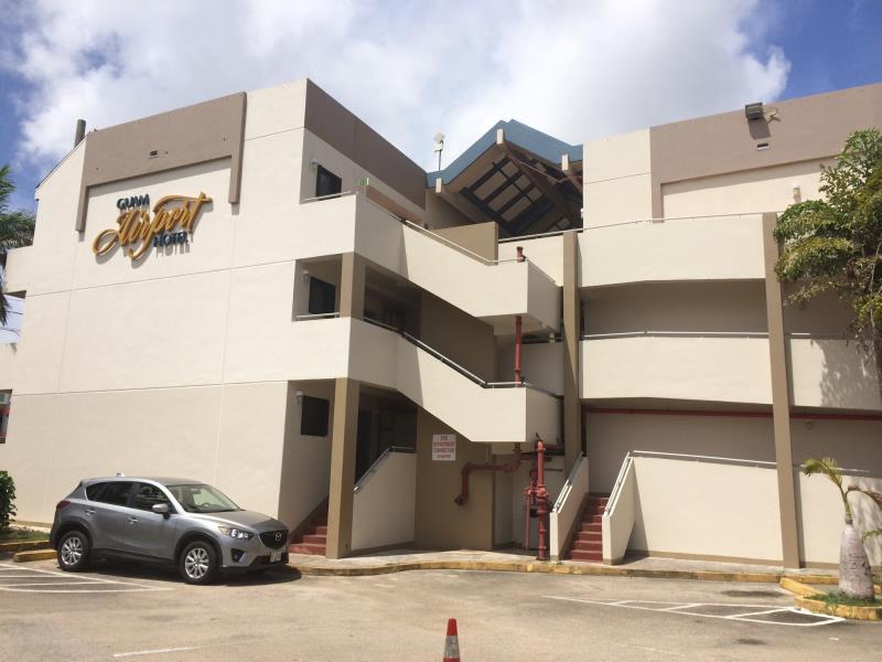 Guam Airport Hotel 24/33