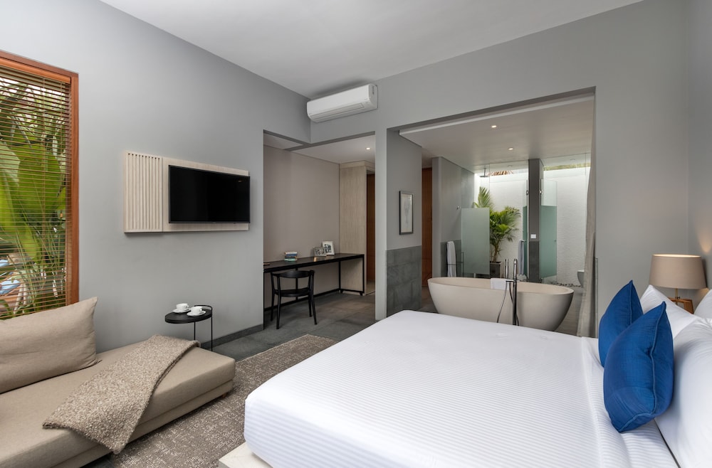 Amarin Seminyak 24/45
