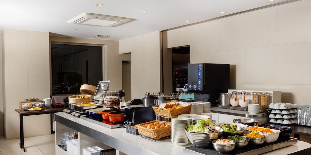 Ibis Budget Osaka Umeda 50/60