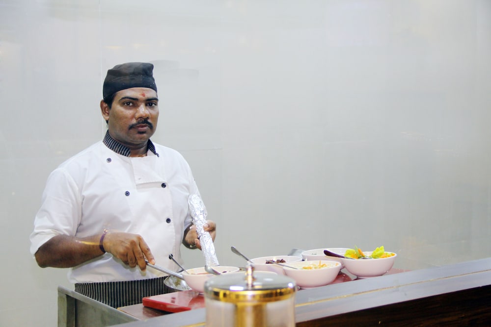 Hotel Vinayaga 7/25